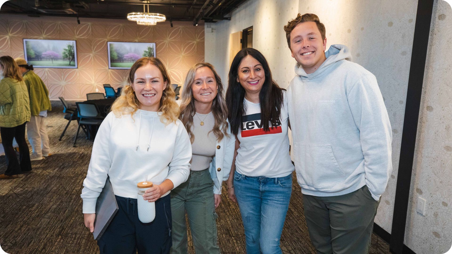 Managing a Contingent Workforce: A Practical Playbook for Growing Teams